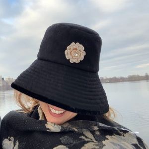 Meet your Posher, Annette